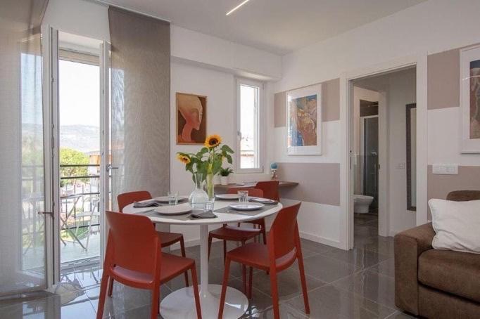 Ad Un Passo Da… Apartment Pietra Ligure Luaran gambar